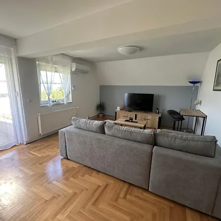 Apartman Jan Osijek Exterior foto